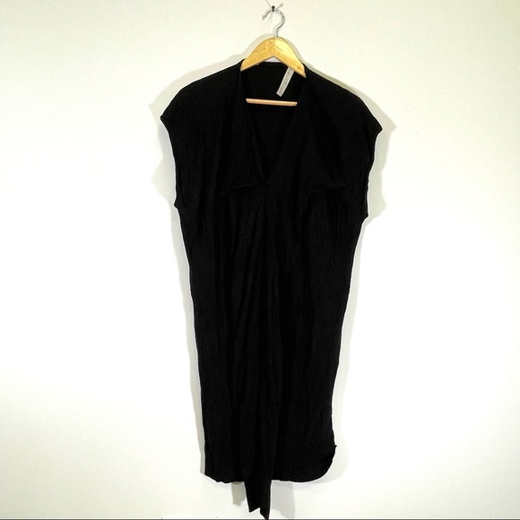 Stella McCartney Dresses & Skirts - Stella McCartney black sleeveless silk dress size M